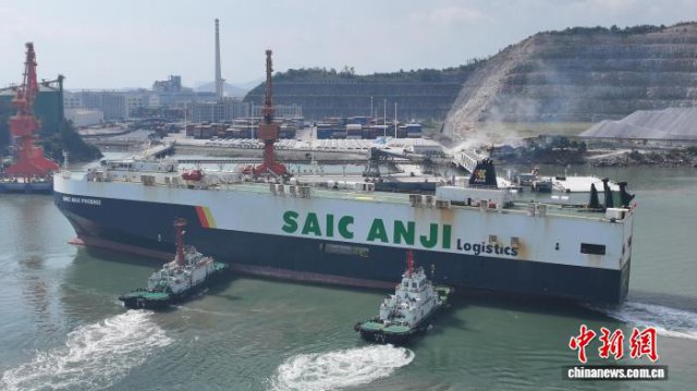 福建今年出口至沙特阿拉伯的最大批次汽车启航